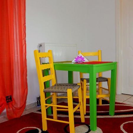 Small Country Apartment In Tripoli Exterior foto